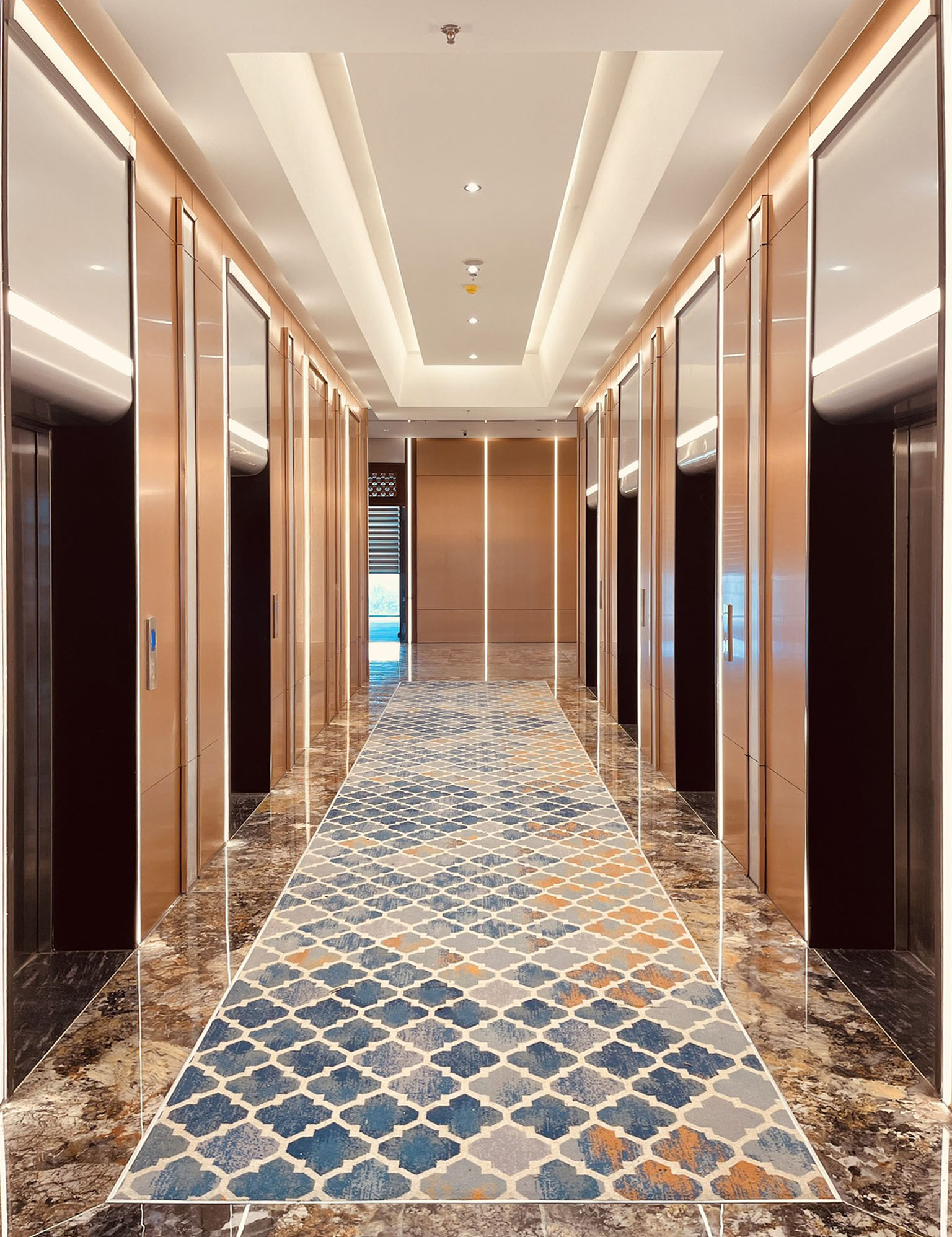 lobby elevator