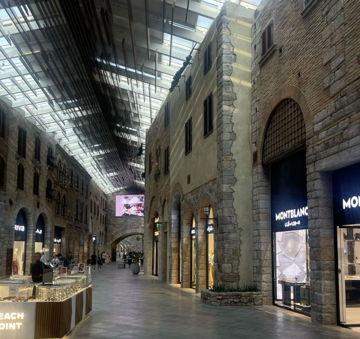 Architecture Language: Riyadh Saudi Arabia